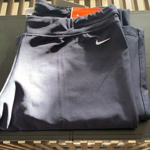 Nike modern fit navy, dry wear sweatpants, brand new. Size XL